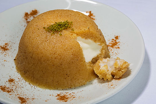 Dondurmalı İrmik Helvası Tarifi ve Malzemeleri