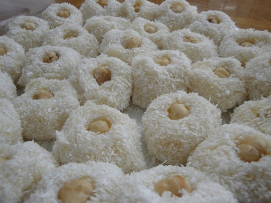 İrmik Topları Tarifi ve Malzemeleri