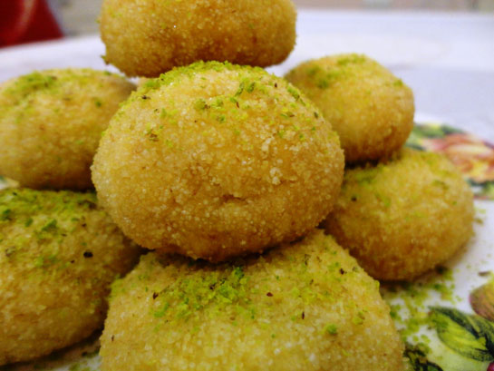 İrmikli Kurabiye Tarifi ve Malzemeleri