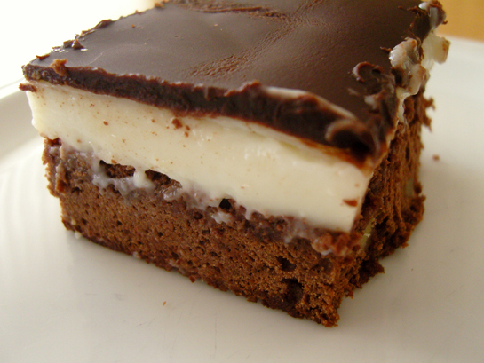 Pudingli İrmik Tatlısı Tarifi ve Malzemeleri